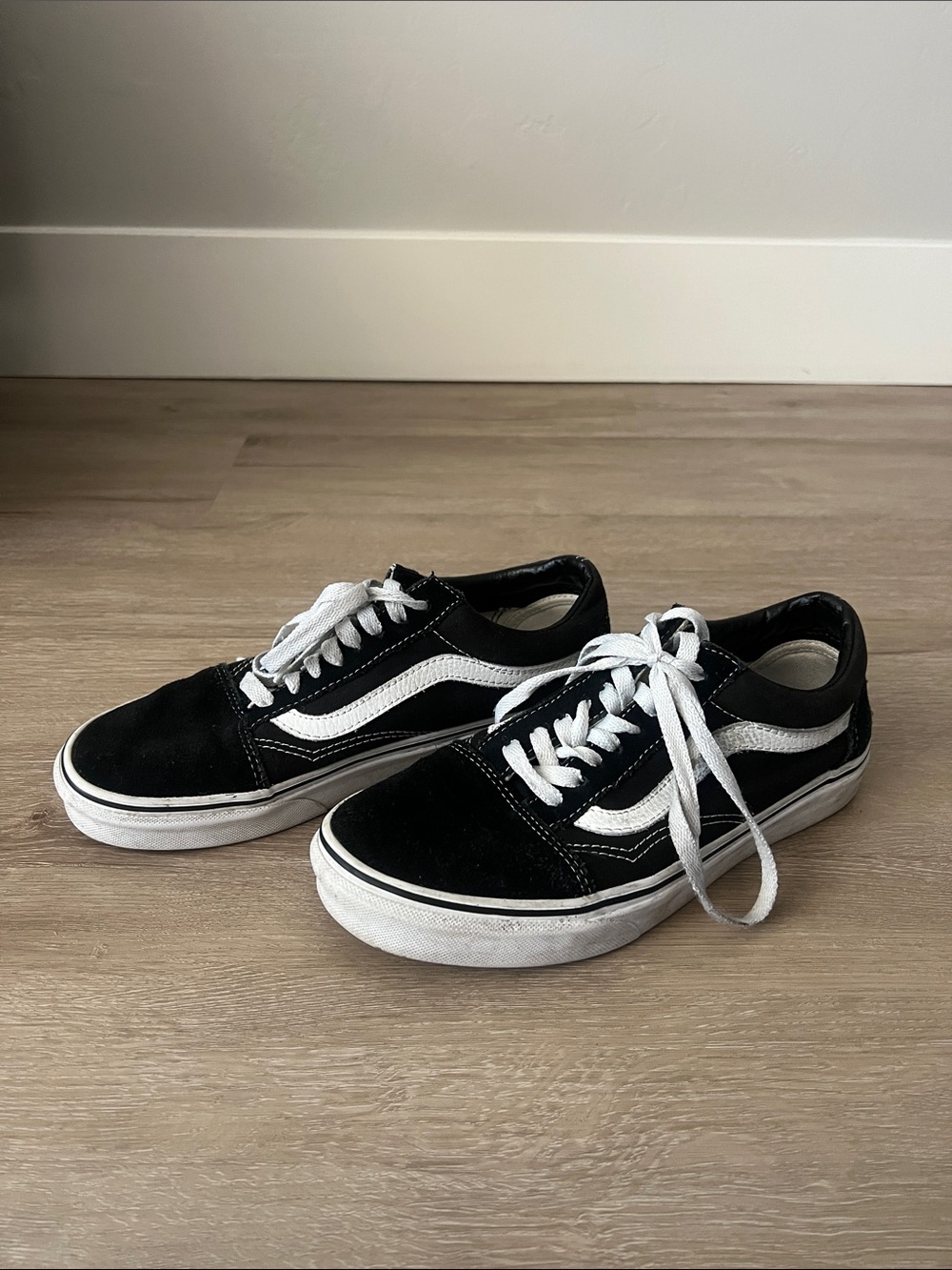 Vans Sneakers - Picture 3 of 3